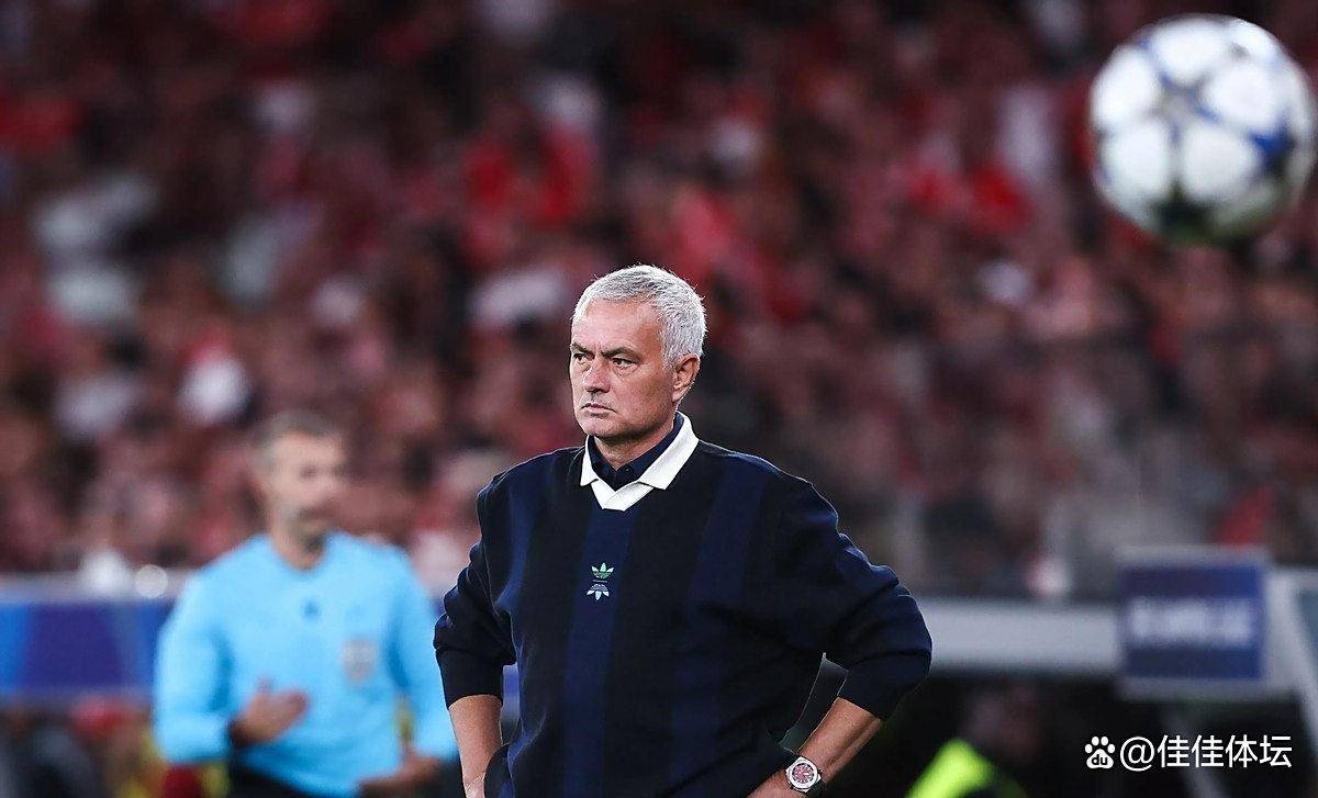 关键时刻体能课后,本菲卡绝杀压哨备战国王杯,态度坚定,医务组通报恢复 关键时刻体能课后,本菲卡绝杀压哨备战国王杯,态度坚定,医务组通报恢复